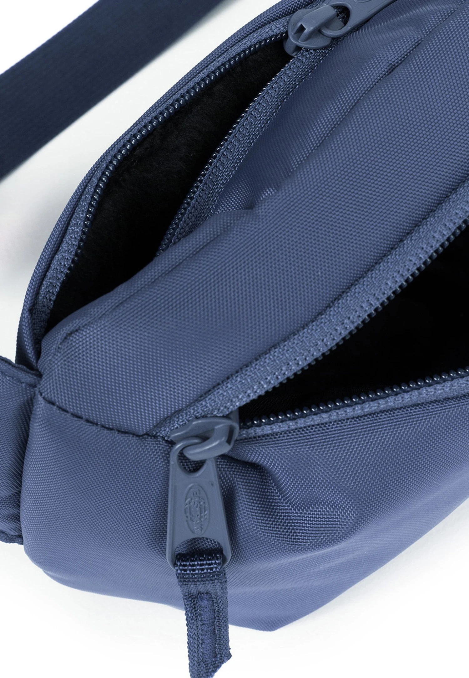 Eastpak Cnnct F Waist - Sac Banane - Cnnct F Navy 4 Eastpak Cnnct F Waist - Sac Banane - Cnnct F Navy – Image 4