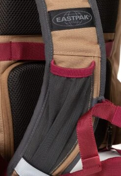 Eastpak Out Camera Pack - Sac À Dos - Out Brown -Eastpak Promos Magasin 501dcd5ab0f04bedb45a6dc21e3cb1b0