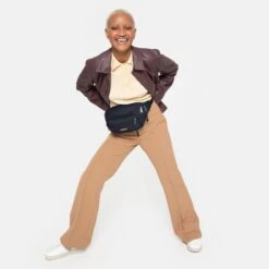 Eastpak Banane Doggy Bag 3 Litres Ultra Marine -Eastpak Promos Magasin banane doggy bag 3 litres ultra marine 4