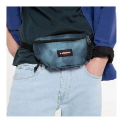 Eastpak Banane Springer 2 Litres Dust Chilly -Eastpak Promos Magasin banane springer 2 litres dust chilly 3