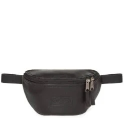 Eastpak Banane Springer 2 Litres Grained Black2