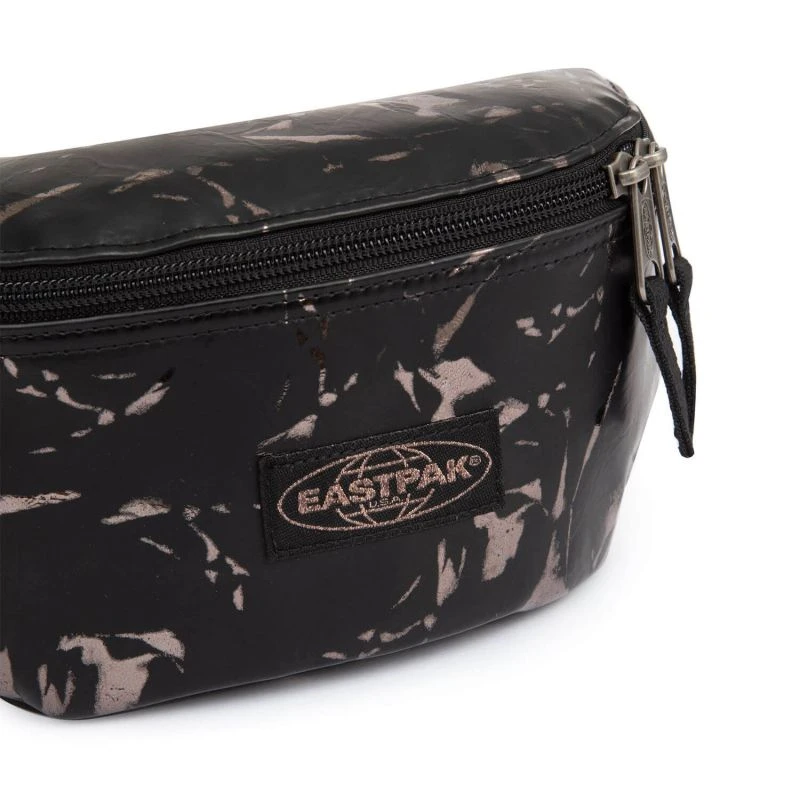 Eastpak Banane Springer 2 Litres Grained Marble 3 Eastpak Banane Springer 2 Litres Grained Marble – Image 3