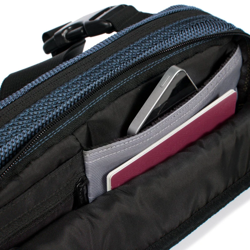 Eastpak Banane TY 4 Litres CNNCT Navy 3 Eastpak Banane TY 4 Litres CNNCT Navy – Image 3