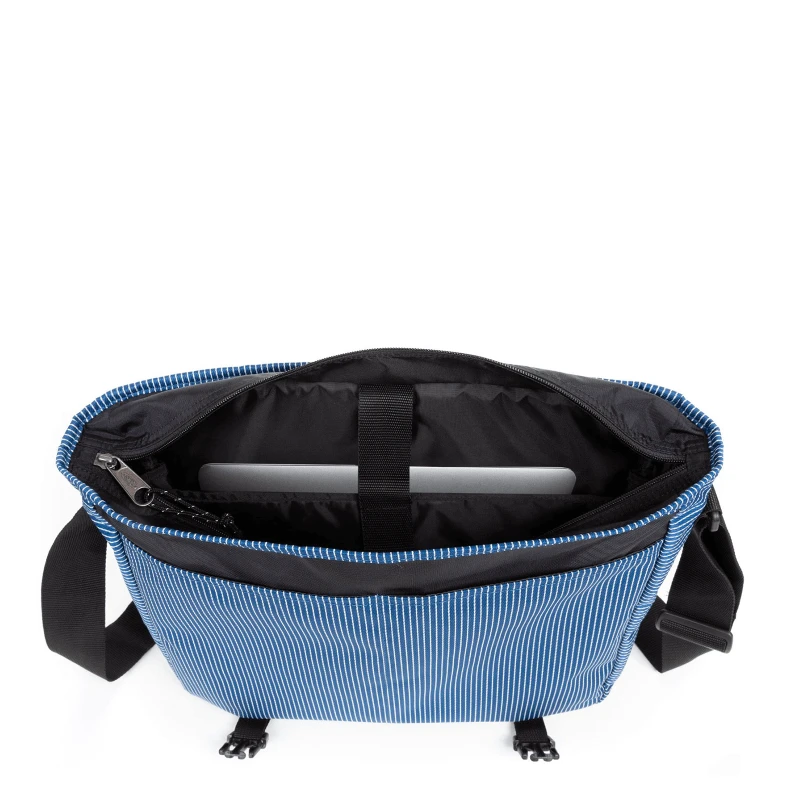 Eastpak Besace Delegate + 17 Pouces Base EP Blue 3 Eastpak Besace Delegate + 17 Pouces Base EP Blue – Image 3