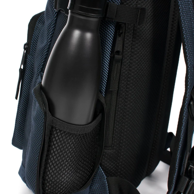 Eastpak Sac à Dos Ordinateur 15 Pouces Tecum Top 23 Litres CNNCT Navy 3 Eastpak Sac à Dos Ordinateur 15 Pouces Tecum Top 23 Litres CNNCT Navy – Image 3