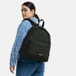 Eastpak Sac à Dos Ordinateur Day Pak'r 14 Funky Leopard -Eastpak Promos Magasin sac a dos ordinateur day pak r 14 funky leopard 4