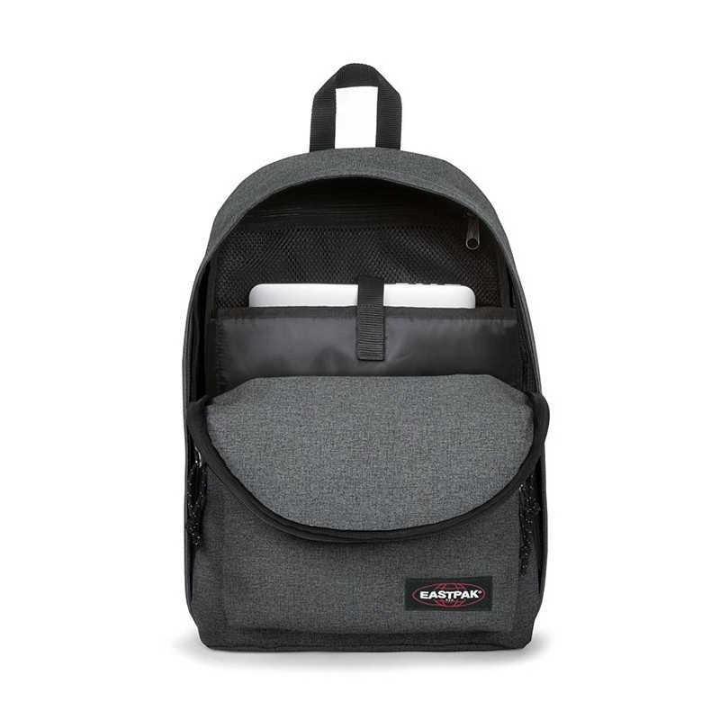 Eastpak Sac à Dos Ordinateur Out Of Office 27 Litres Black Denim 2 Eastpak Sac à Dos Ordinateur Out Of Office 27 Litres Black Denim – Image 2