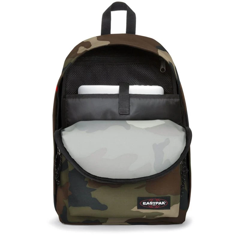 Eastpak Sac à Dos Ordinateur Out Of Office Personnalisé 27 Litres Camo 5 Eastpak Sac à Dos Ordinateur Out Of Office Personnalisé 27 Litres Camo – Image 5