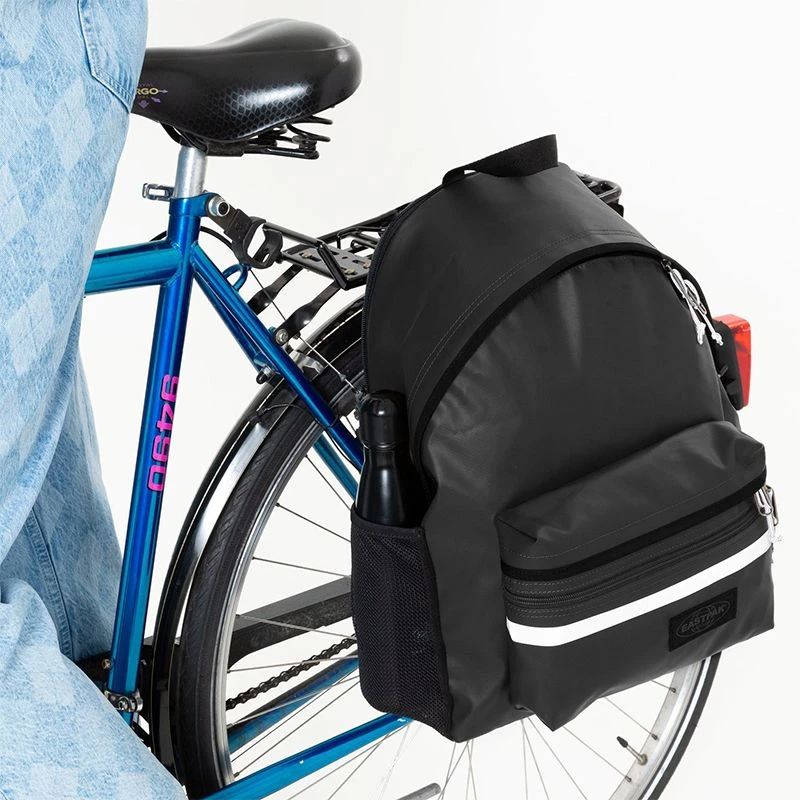 Eastpak Sac à Dos Zippl'r Bike Compatible Vélo 20.5 Litres Tarp Black 1 Eastpak Sac à Dos Zippl'r Bike Compatible Vélo 20.5 Litres Tarp Black