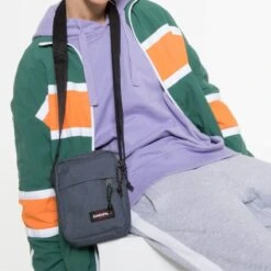 Eastpak Sac Bandoulière The One 2.5 Litres Crafty Jeans -Eastpak Promos Magasin sac bandouliere the one 25 litres crafty jeans 3