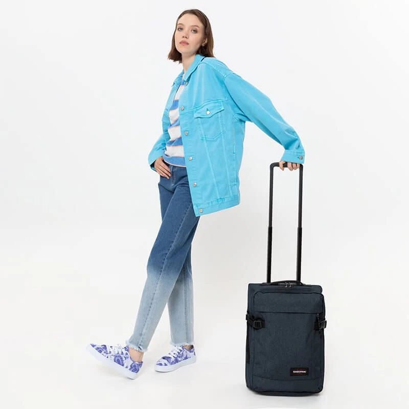 Eastpak Valise Cabine Souple Tranverz XXS Underseater 45 Cm Triple Denim 6 Eastpak Valise Cabine Souple Tranverz XXS Underseater 45 Cm Triple Denim – Image 6